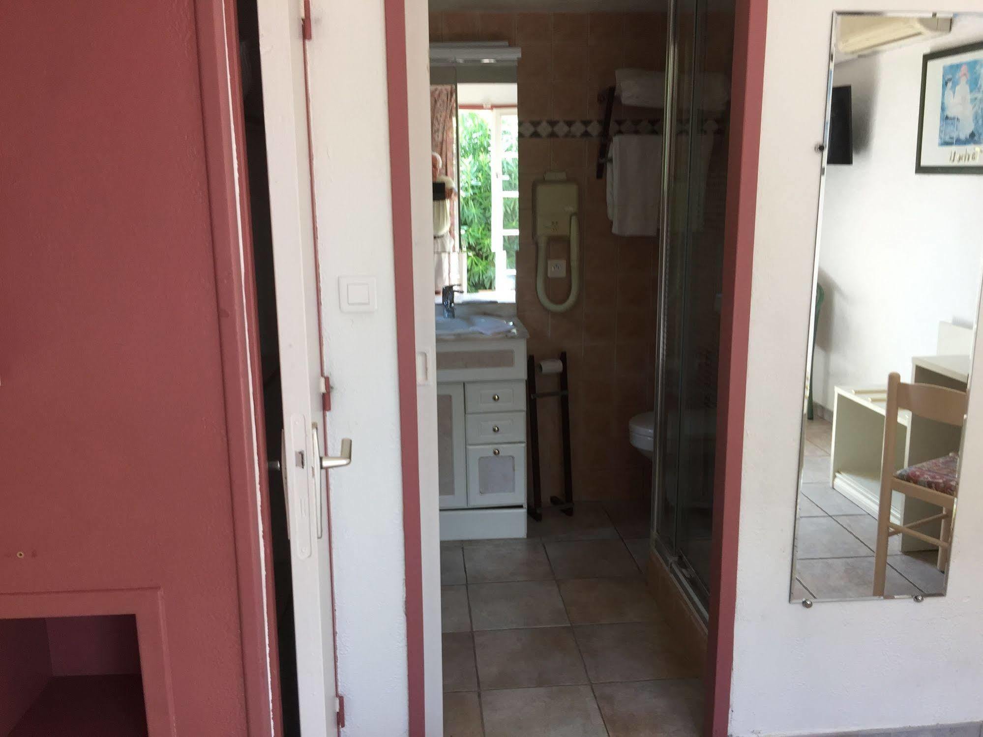 Hotel La Nartelle Sainte-Maxime Ngoại thất bức ảnh